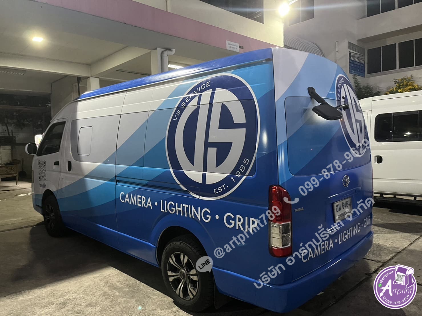 สติ๊กเกอร์ซีทรูติดกระจกรถ